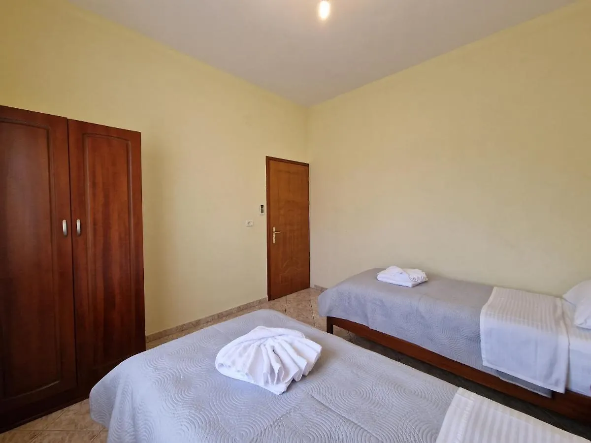 Doni Apartments Ksamil 0*,  Albanien