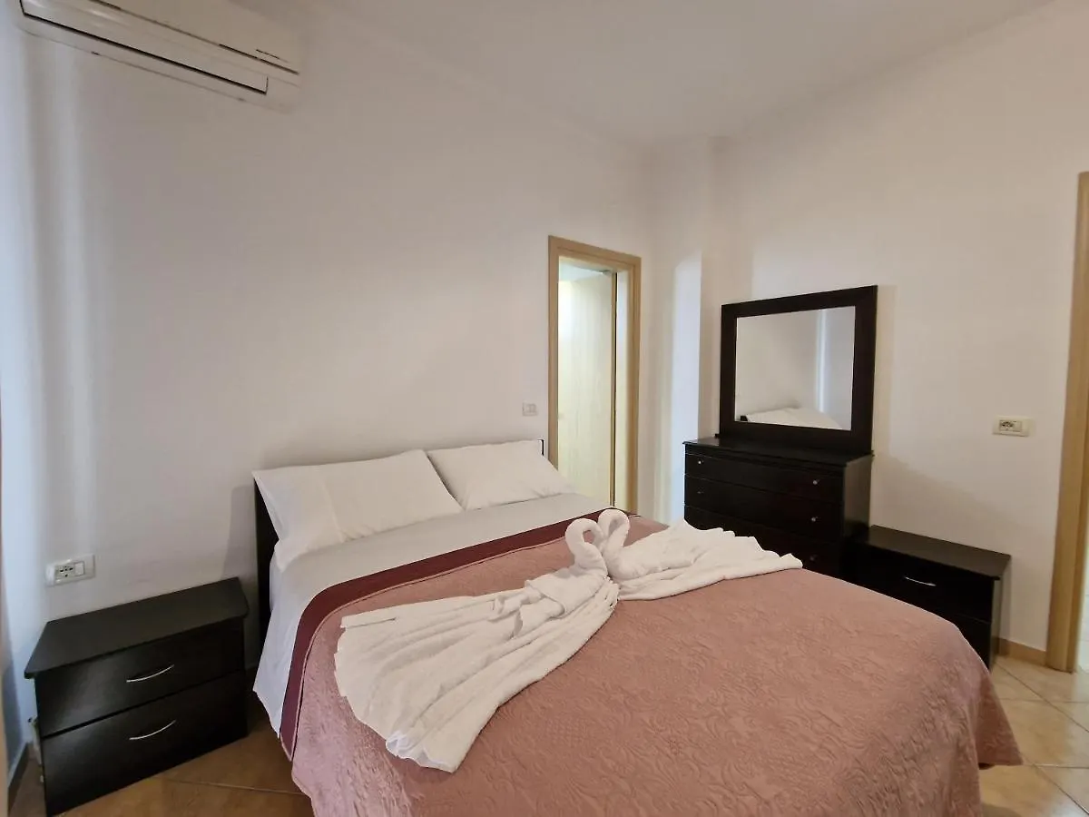 Doni Apartments Ksamil 0*,