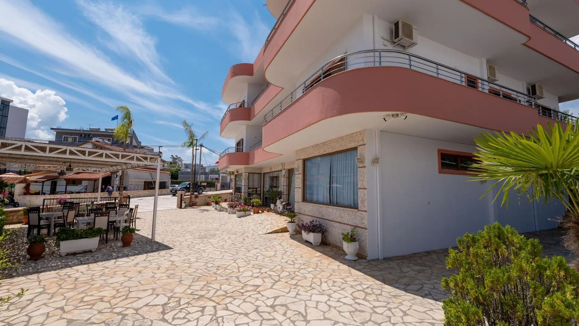 Doni Apartments Ksamil